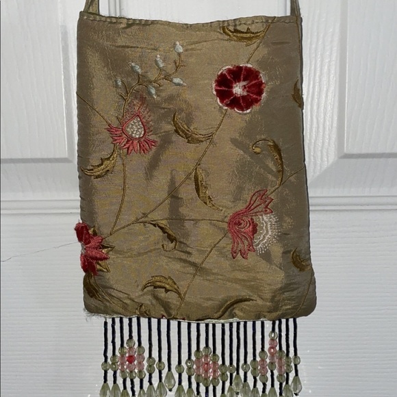 Vintage Floral Beaded Crossbody Bag - Picture 6 of 7